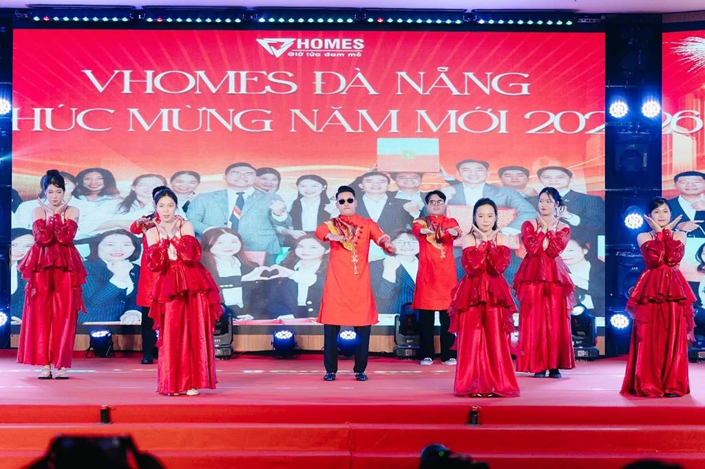 Gala Year End Party VHOMES 2025: Dấu ấn hành trình - Chuyển mình bứt phá
