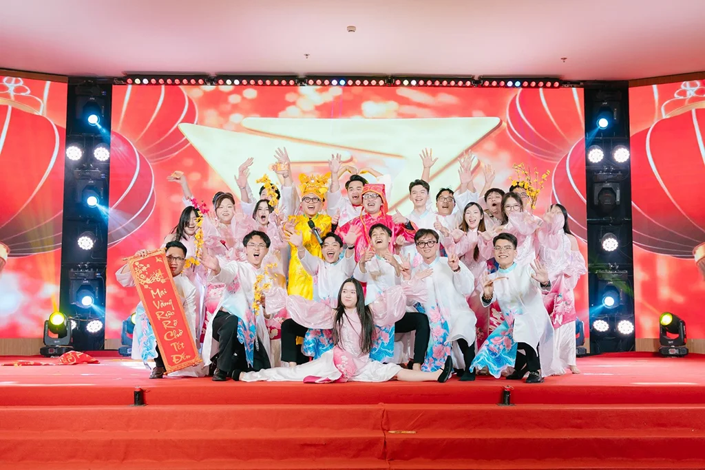 Gala Year End Party VHOMES 2025: Dấu ấn hành trình - Chuyển mình bứt phá