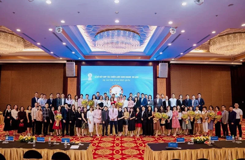 Vhomes Đồng Hành Cùng Khách Hàng .Hợp tác chiến lược cùng các công ty lữ hành khai thác tiềm năng cho thuê, tạo lợi nhuận dòng tiền kép