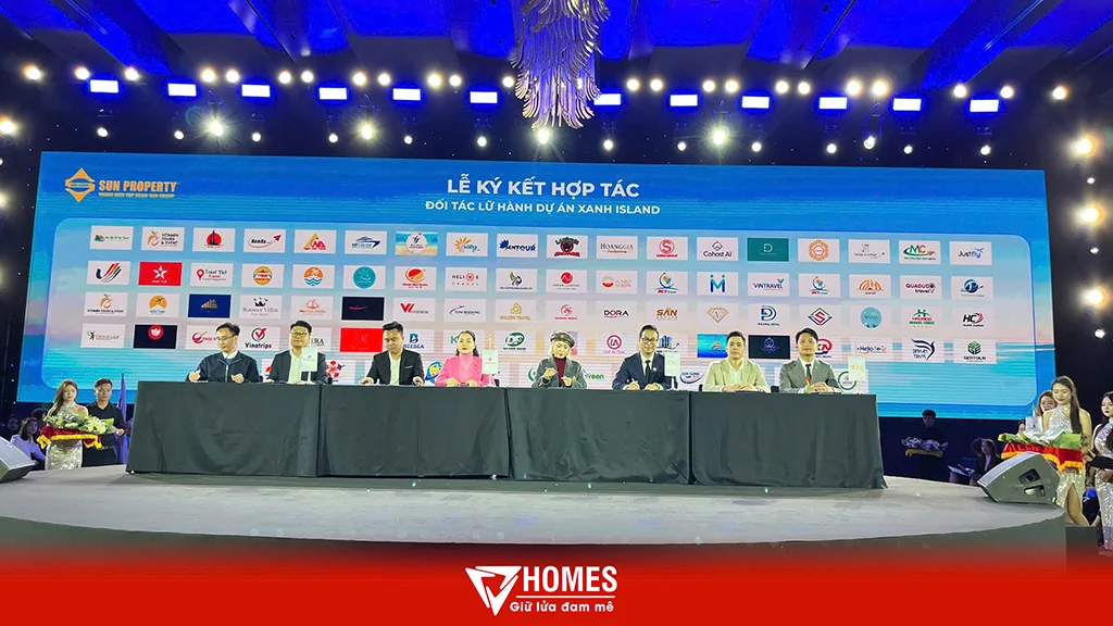 VHOMES ký kết hợp tác với 5 đơn vị lữ hành - Bước tiến mới cho dịch vụ hỗ trợ cho thuê tại Xanh Island Cát Bà