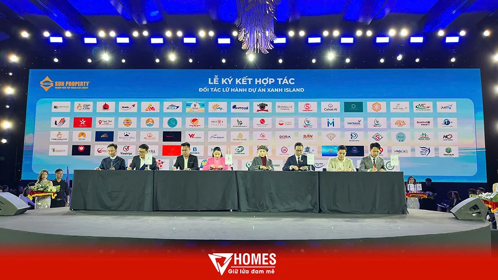 VHOMES ký kết hợp tác với 5 đơn vị lữ hành - Bước tiến mới cho dịch vụ hỗ trợ cho thuê tại Xanh Island Cát Bà