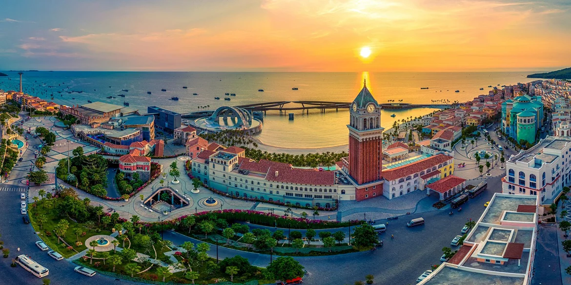 Sunset Town Phú Quốc